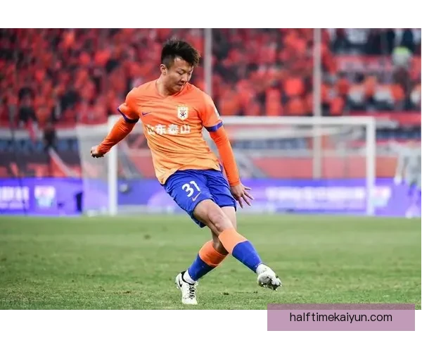 新赛季焦点榜：各路豪强表现稳健，争冠格局走势清晰